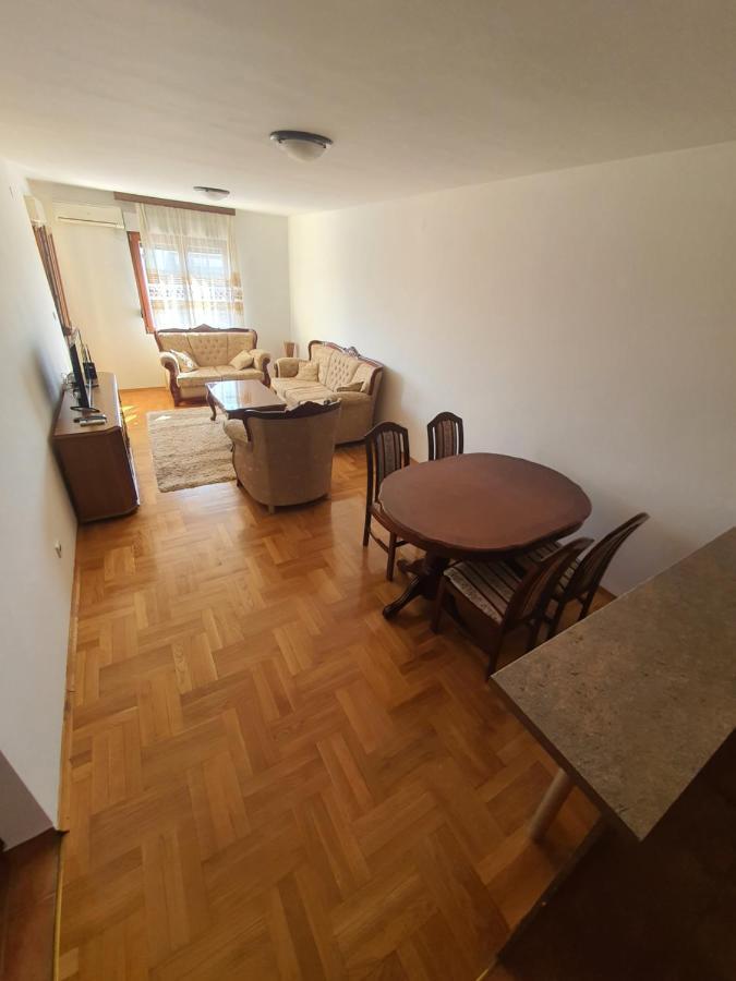 Oksana Apartment Podgorica Exterior foto