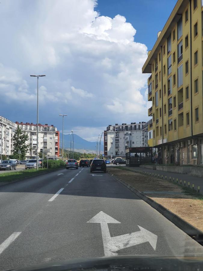 Oksana Apartment Podgorica Exterior foto