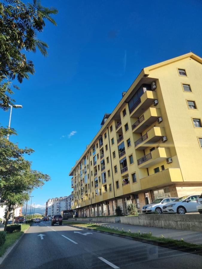 Oksana Apartment Podgorica Exterior foto